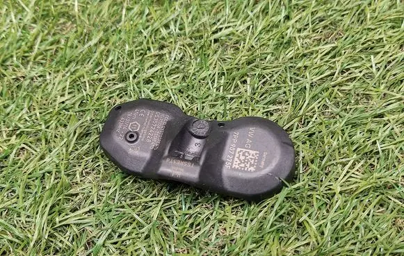 Tire pressure sensor