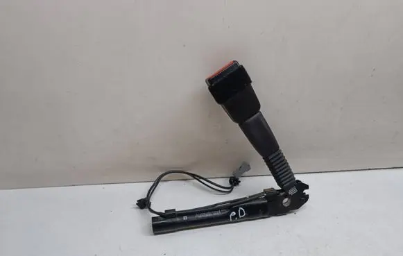 BMW X1 E84 Front seatbelt buckle 7213564