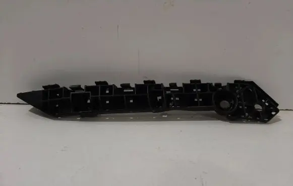 Subaru Legacy Front bumper mounting bracket F16787