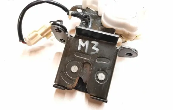 Mazda 3 I Tailgate/trunk/boot lock/catch/latch B6701