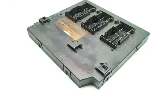 Volkswagen Golf Sportsvan Central body control module 8X0907063AB