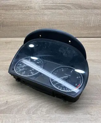 BMW 3 E92 E93 Speedometer (instrument cluster) 9187061 1025380 MPH