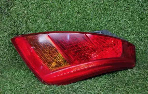 Rear/tail lights