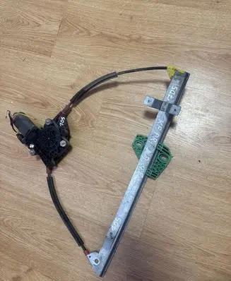 Ford Ka Front door window regulator with motor 0130821682 E015005008
