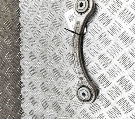 Maserati Quattroporte Rear upper control arm/wishbone 670007251