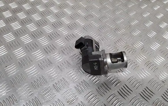 Chrysler 300 - 300C EGR valve cooler A6421400360 00005320C4109315