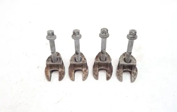 Peugeot Partner Fuel Injector clamp holder