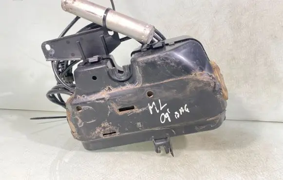 Mercedes-Benz ML W164 Tailgate hydraulic set A2518000097 A164800304b