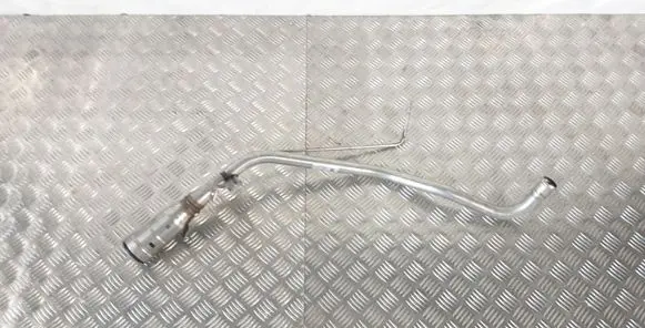 Volvo XC90 Fuel tank filler neck pipe P31465854
