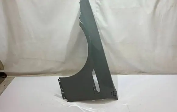 Mercedes-Benz SL R232 Fender