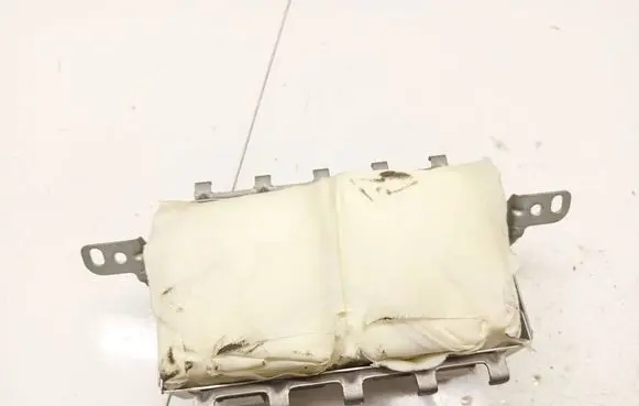 Toyota Corolla Verso AR10 Passenger airbag 