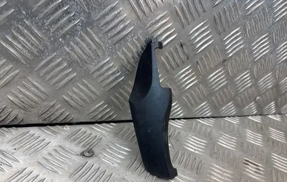 BMW 3 E90 E91 Seat trim 7118491