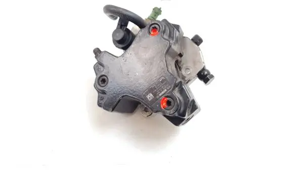 Volvo S80 Fuel injection high pressure pump 30756125 0445010111