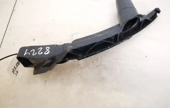 Front bumper mounting bracket