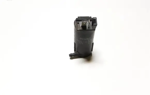 Suzuki XL7 I Windscreen/windshield washer pump 0602101480
