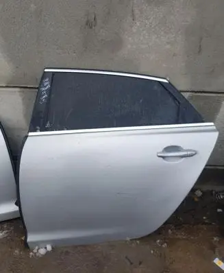 Jaguar XJ X351 Rear door