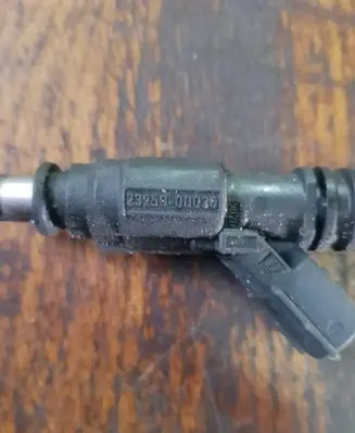 Fuel injectors set
