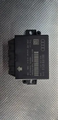 Audi A4 S4 B8 8K Parking PDC control unit/module 8K0919475Q
