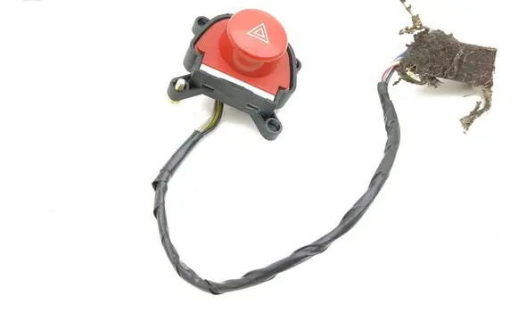 Maserati Quattroporte Hazard light switch 197803 1606061553AA 8001420