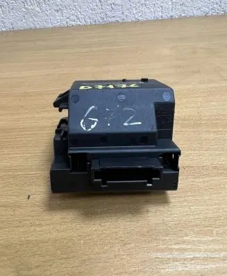 Mercedes-Benz C W203 Ignition lock 2095451708 D7176