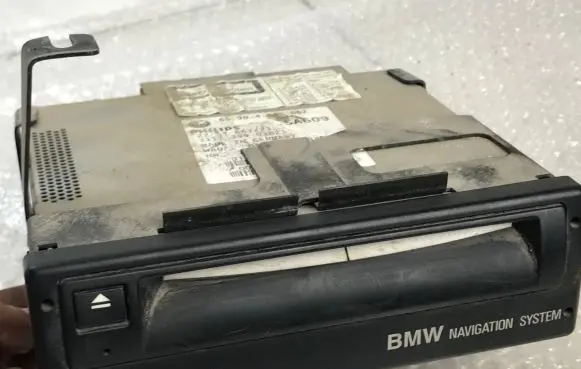 BMW 5 E39 Navigation unit CD/DVD player 4105062