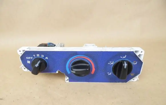 Honda HR-V Climate control/heater control trim 
