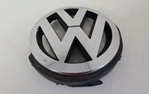 Volkswagen Transporter - Caravelle T5 Manufacturer badge logo/emblem 