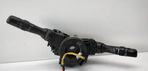 Toyota Auris 150 Wiper turn signal indicator stalk/switch 8924502040 173832 17F144