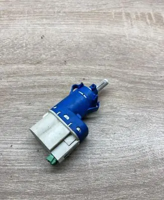 Ford Focus C-MAX Brake pedal sensor switch 3M5T9C872AB