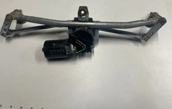 Audi A3 S3 8L Front wiper linkage and motor 1J1955113A 058971120 0390241137