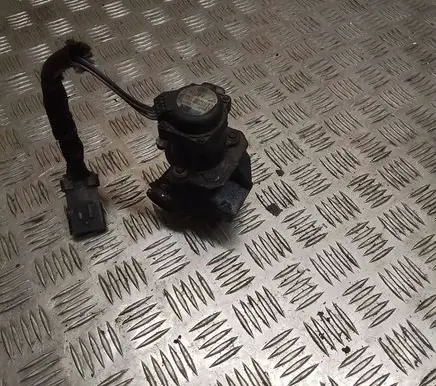 Mazda 3 I EGR valve 21598337 33510848