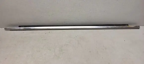 Audi A4 S4 B6 8E 8H Front door glass trim molding 8E0853284B