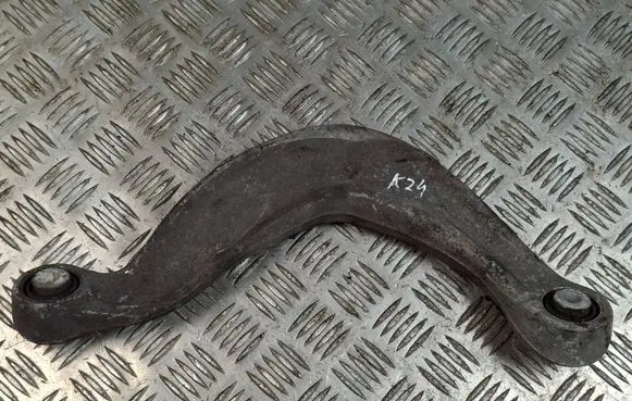 Rear control arm