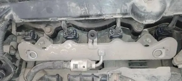 Honda Civic Fuel main line pipe