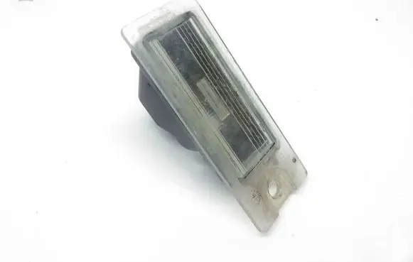 Volvo V70 Number plate light 9187153