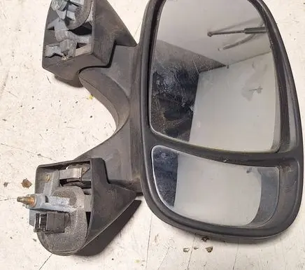 Opel Vivaro Front door electric wing mirror E2010022