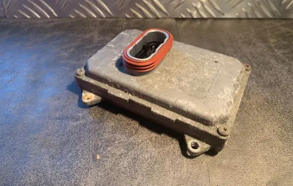 Xenon control unit/module