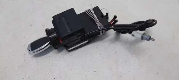 Mercedes-Benz Vito Viano W639 Ignition lock A6399007100 6399007100
