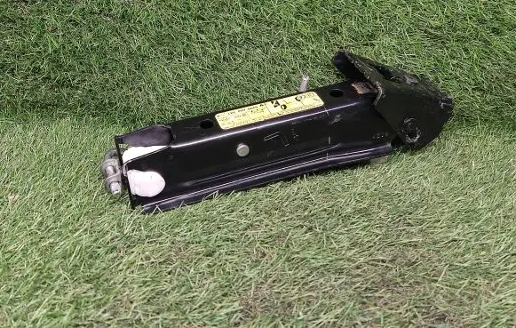 Renault Clio III Lift Jack 8200682541
