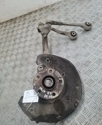 Audi A4 S4 B8 8K Front wheel hub