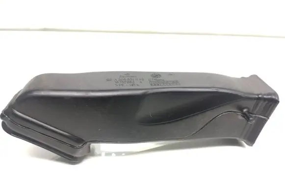 Cabin air duct channel