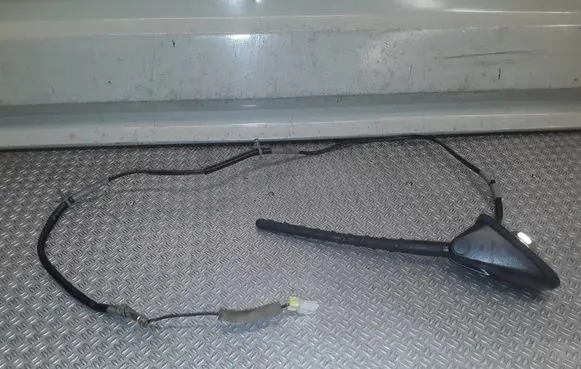 Nissan Murano Z50 Radio antenna 