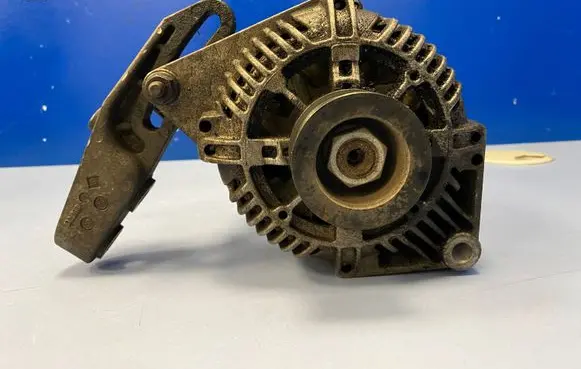 Renault Clio II Generator/alternator 112059 AVG265 9210350008