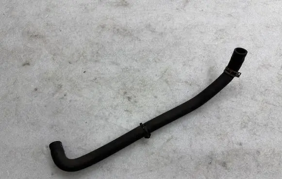 Tesla Model S Electric car engine cooling hoses/pipes 600734400F