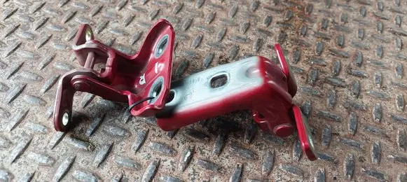 Buick Encore I Rear door hinge set P19050 P19049