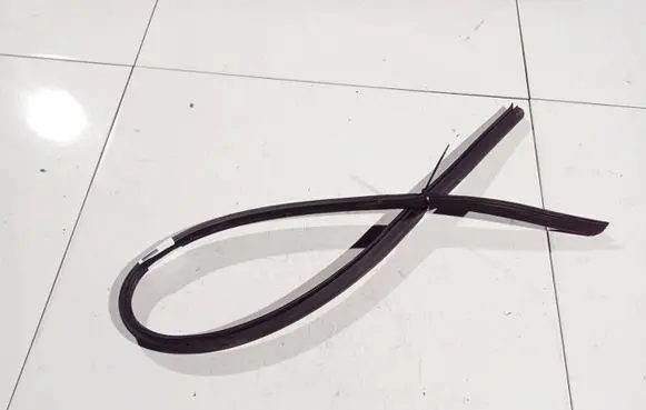 BMW 3 E46 Rubber seal front coupe door 