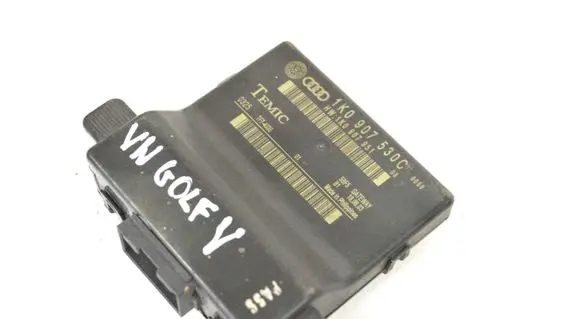 Volkswagen Golf V Gateway control module 1K0907530C