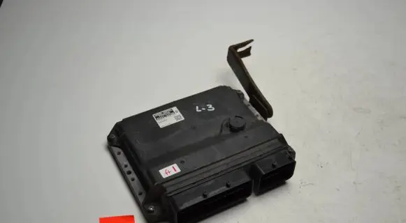 Lexus IS 220D-250-350 Engine control unit/module 8966153700 1758007704
