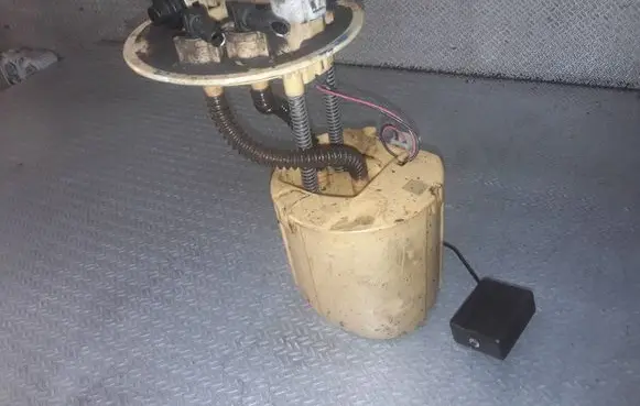 Toyota Auris 150 In-tank fuel pump 7701002020