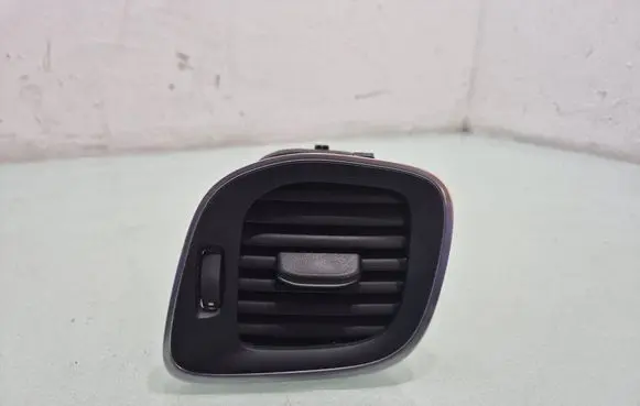 Dashboard side air vent grill/cover trim